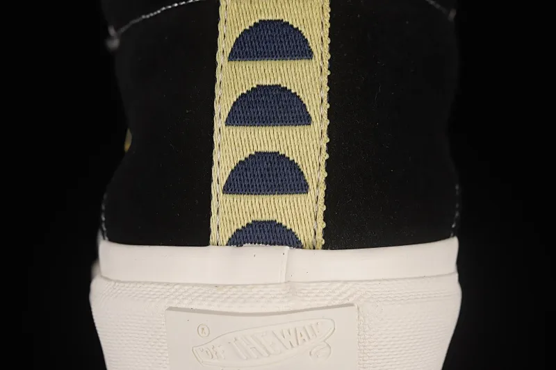 All categories Vans Vans series Vans Mid Vans China Vans Th Snake Trail Lx joint model China casual sneakers VN0A4UWR26M